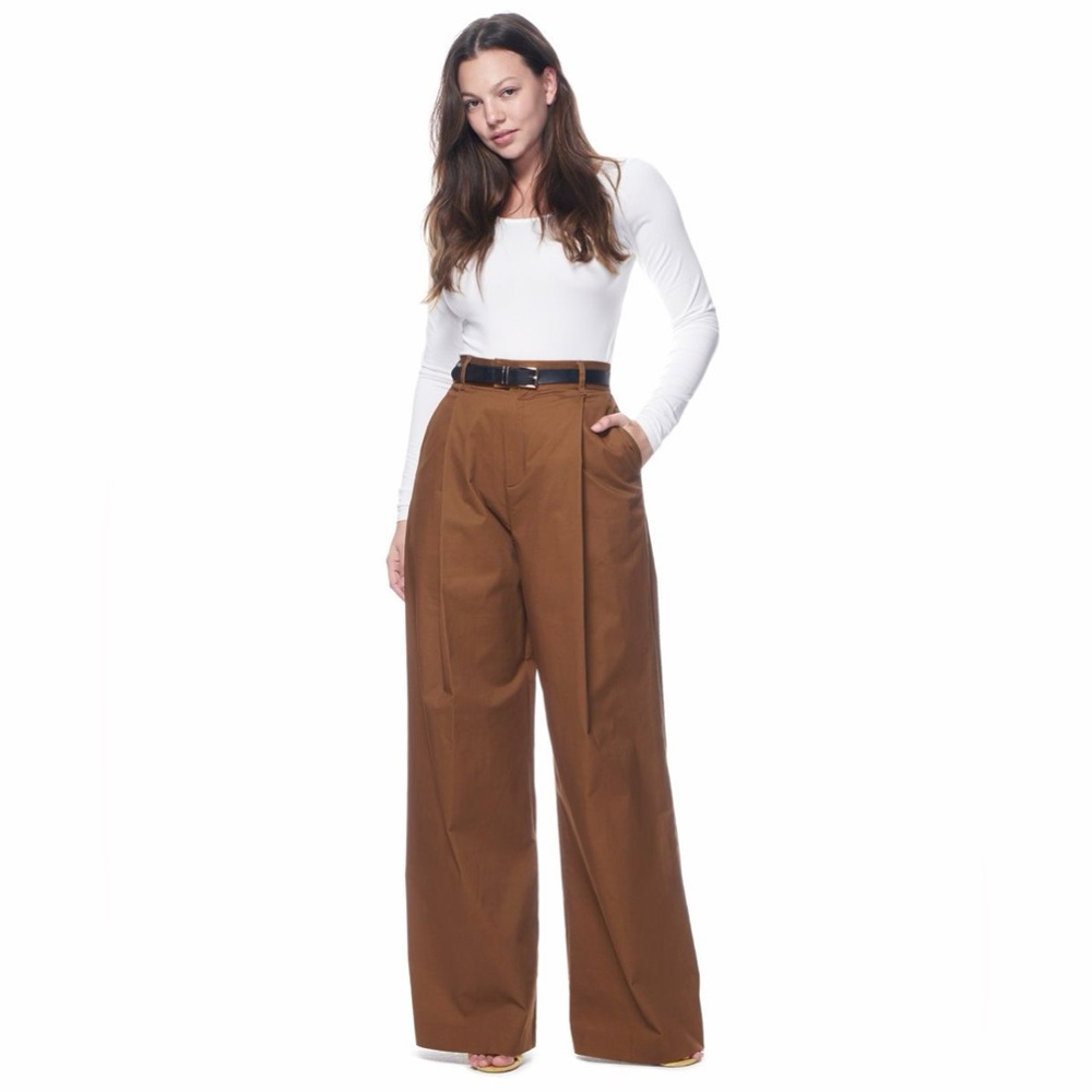 Leigh Trouser
Coffee